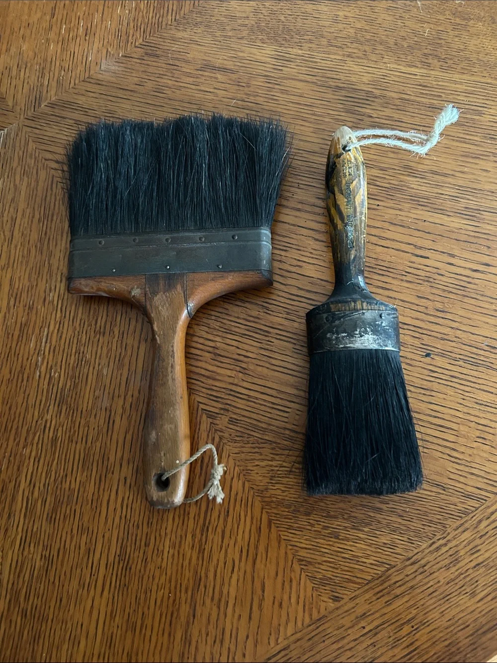 Vintage Wood-handled Set of 2 Brushes